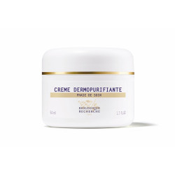 Un peau purifiée, matifiée, traitée contre les boutons kystiques.